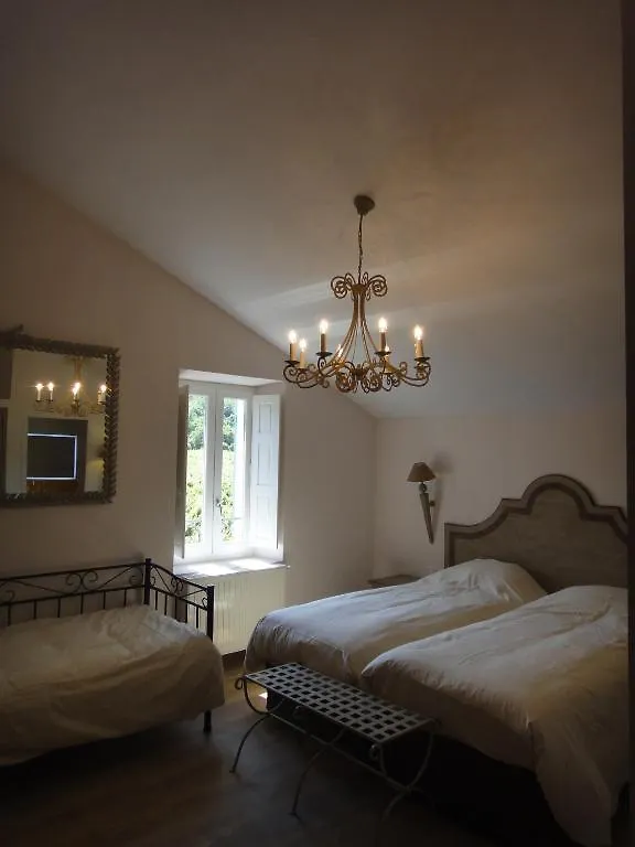 Les Terres De Saint Hilaire Bed and Breakfast Ollières