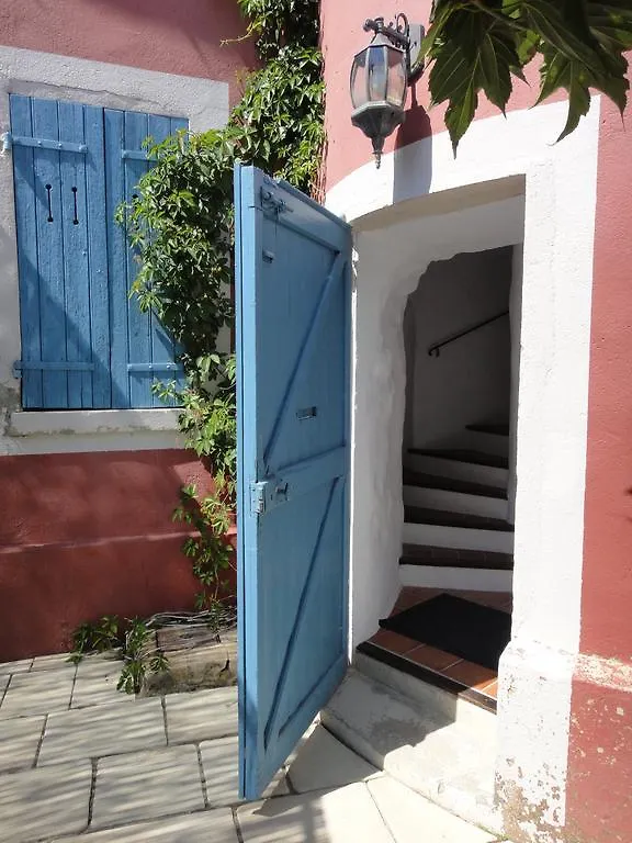 Les Terres De Saint Hilaire Bed & Breakfast Ollieres France
